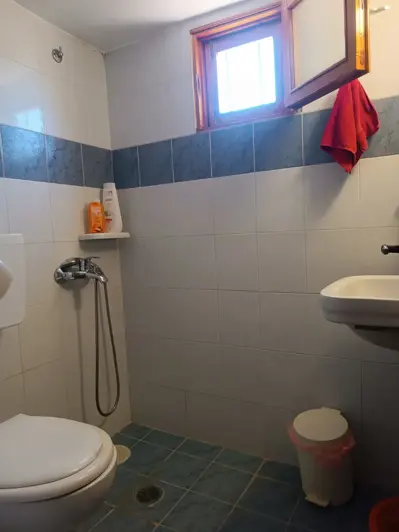 Image No.21-2 Bed House for sale