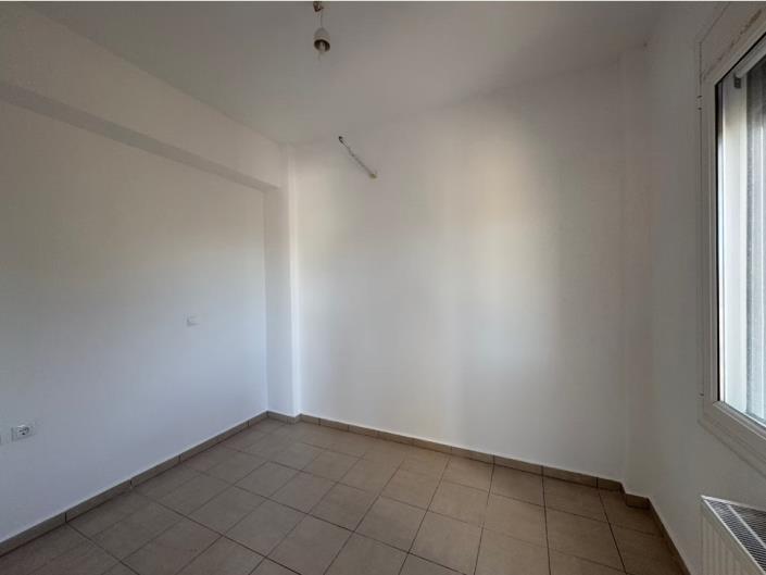Image No.15-3 Bed House for sale