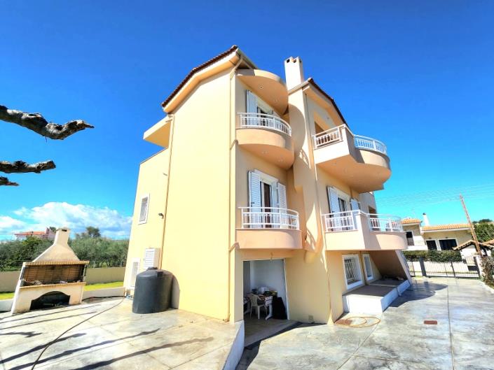 Image No.36-4 Bed House for sale