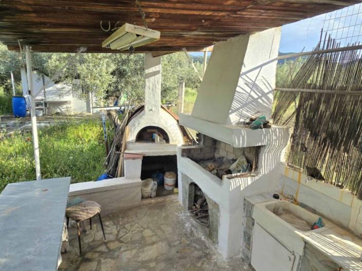 Image No.11-3 Bed House for sale