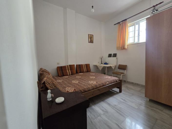 Image No.24-3 Bed House for sale