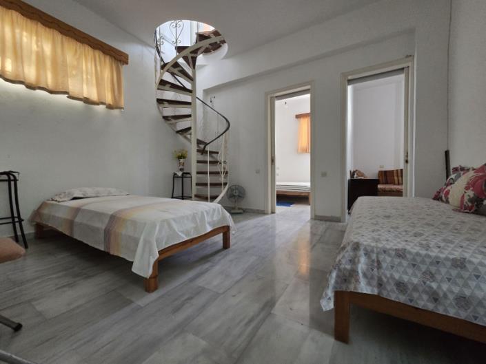 Image No.31-3 Bed House for sale