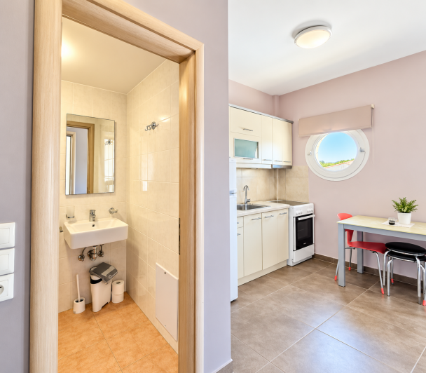 Image No.10-1 Bed Apartment for sale