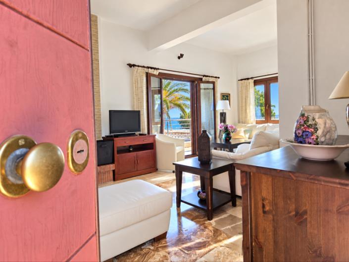 Image No.9-4 Bed House for sale
