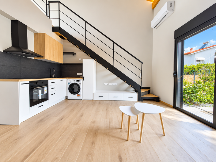 Image No.14-2 Bed House for sale