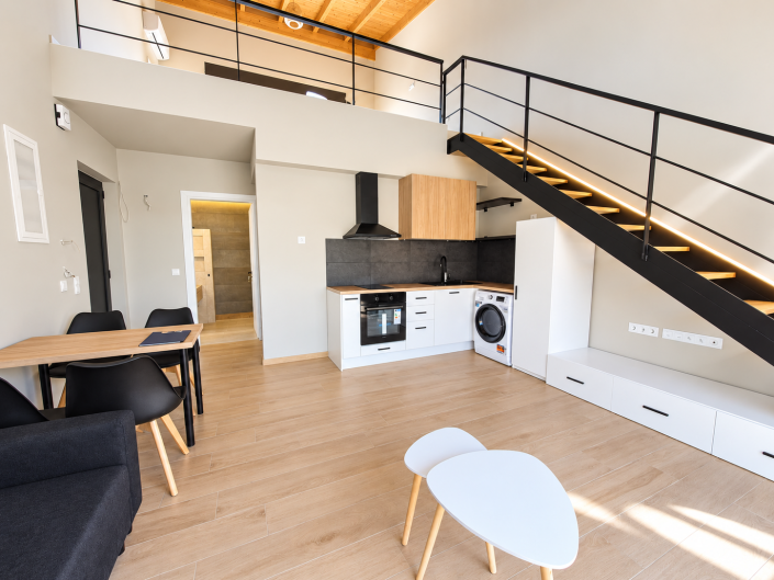 Image No.12-2 Bed House for sale