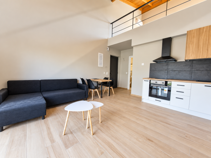 Image No.18-2 Bed House for sale