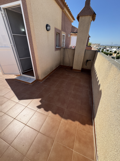 Image No.35-2 Bed Townhouse for sale
