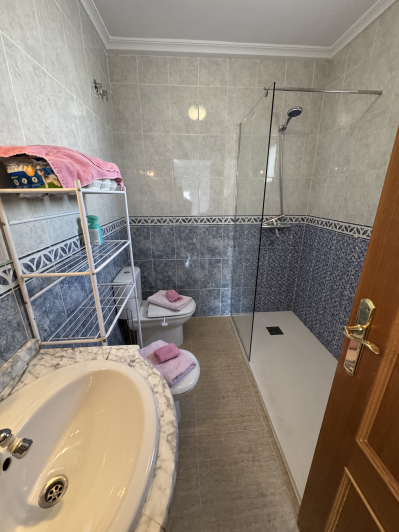 Image No.35-2 Bed Semi-Detached for sale