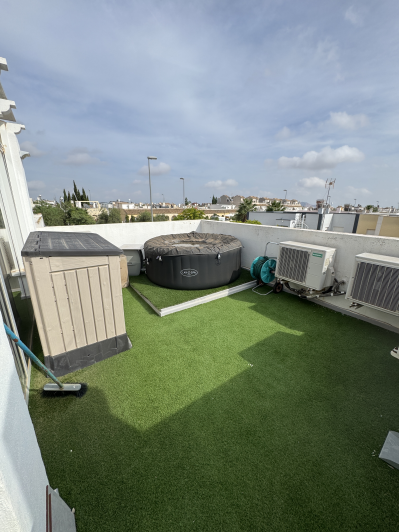 Image No.47-2 Bed Semi-Detached for sale