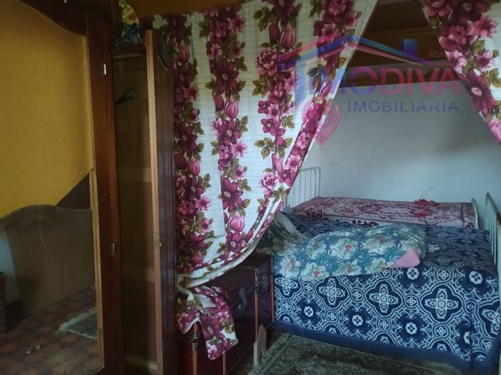 Image No.21-3 Bed House for sale