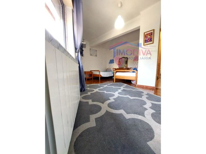 Image No.15-4 Bed House for sale