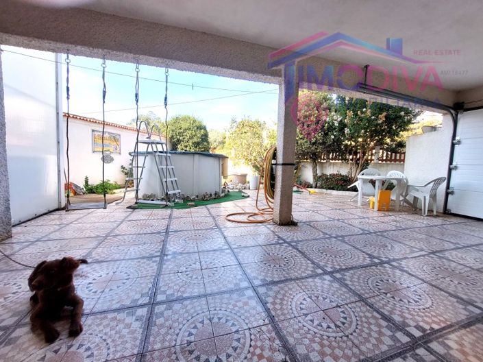 Image No.27-4 Bed House for sale