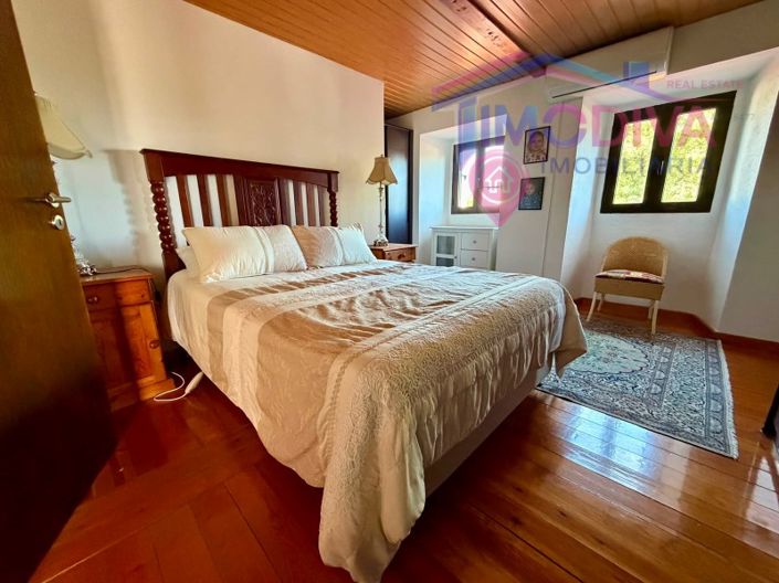 Image No.17-7 Bed House for sale