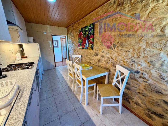 Image No.43-7 Bed House for sale