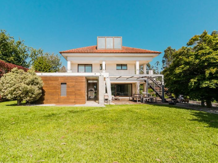 Image No.3-3 Bed House for sale