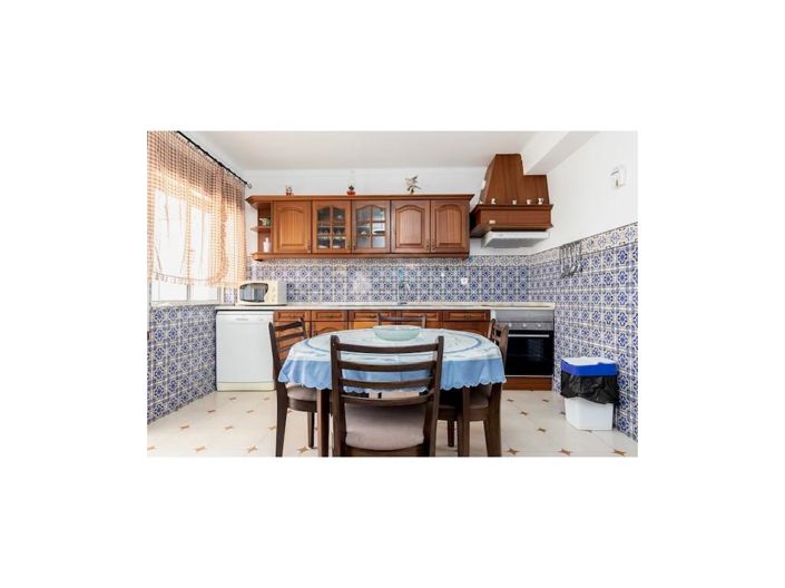Image No.11-Casa con 10 dormitorios en venta