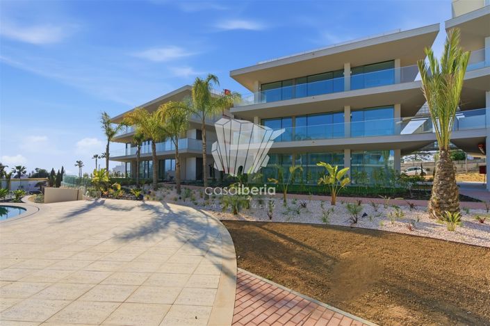 Image No.56-4 Bed Apartment for sale
