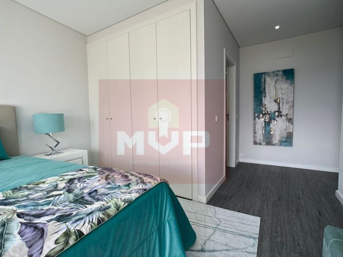 Image No.23-3 Bed Apartment for sale