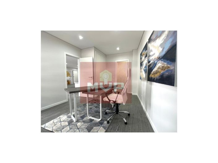 Image No.8-3 Bed Apartment for sale