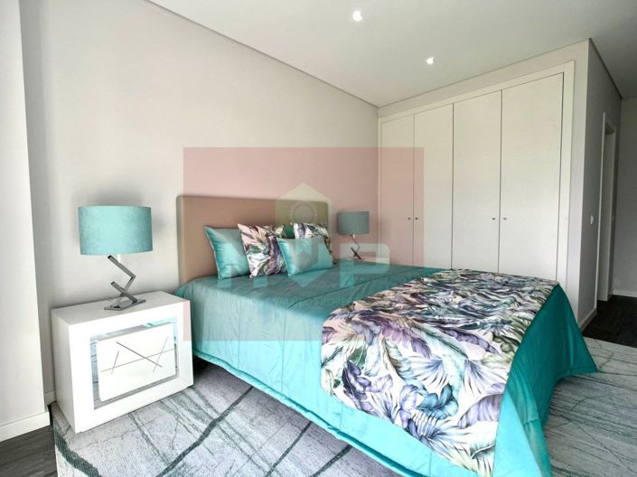 Image No.8-4 Bed Apartment for sale