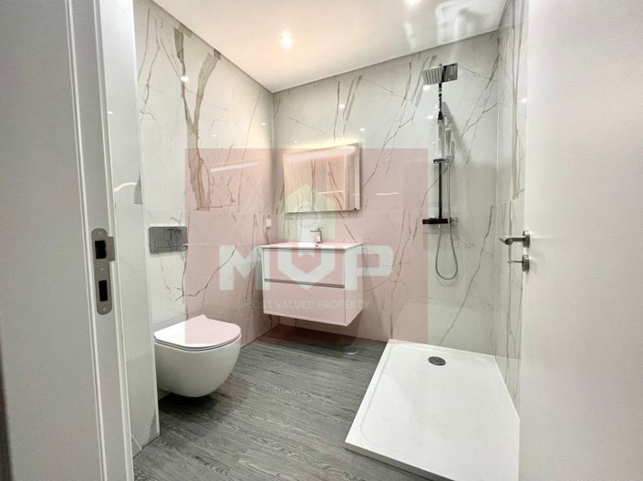 Image No.20-3 Bed Apartment for sale