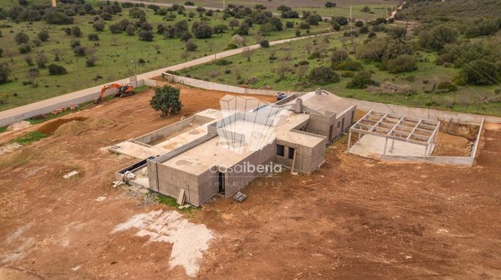 Image No.15-3 Bed House for sale
