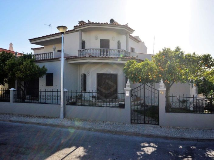 Image No.2-Maison de 4 chambres à vendre à Loule