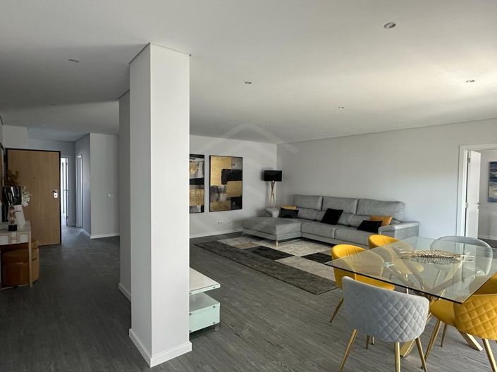 Image No.6-3 Bed Apartment for sale