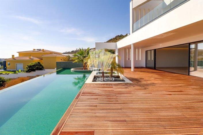 Image No.9-4 Bed House for sale