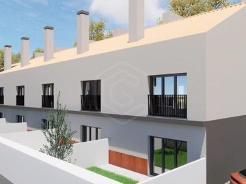 1 - Covilhã, House