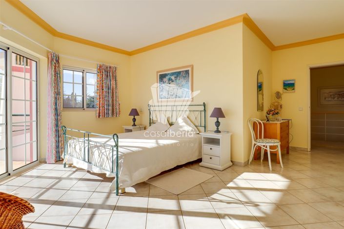 Image No.27-3 Bed House for sale