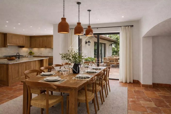 Image No.13-7 Bed House for sale