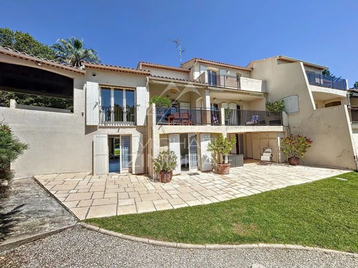 Image No.2-5 Bed House for sale