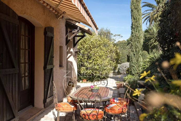 Image No.4-4 Bed House for sale