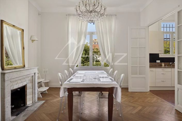 Image No.3-6 Bed House for sale
