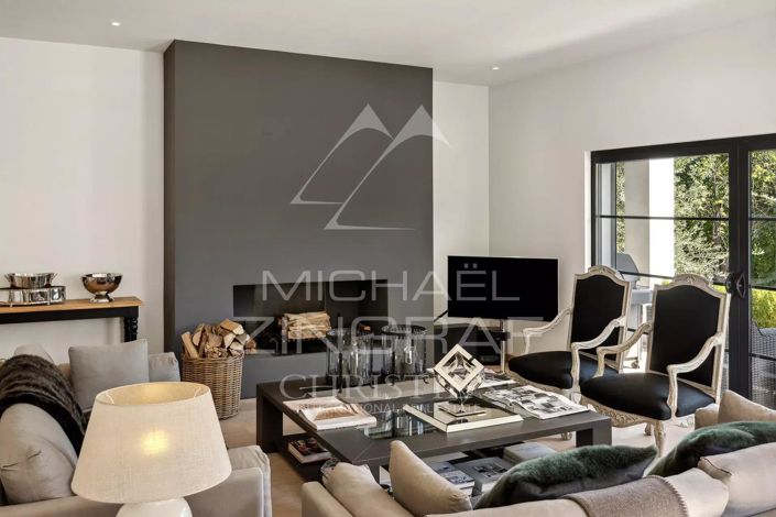 Image No.4-4 Bed House for sale