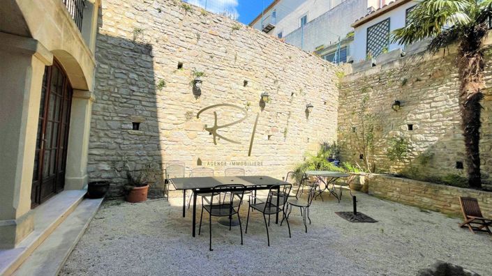 Image No.3-5 Bed House for sale