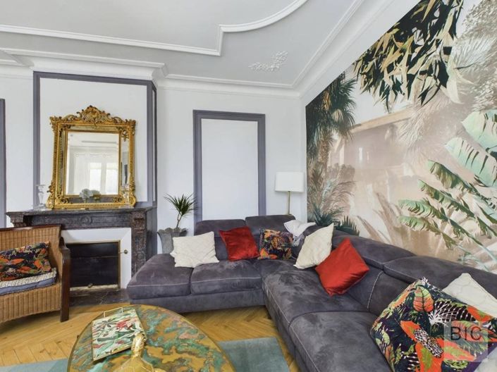 Image No.2-6 Bed House for sale