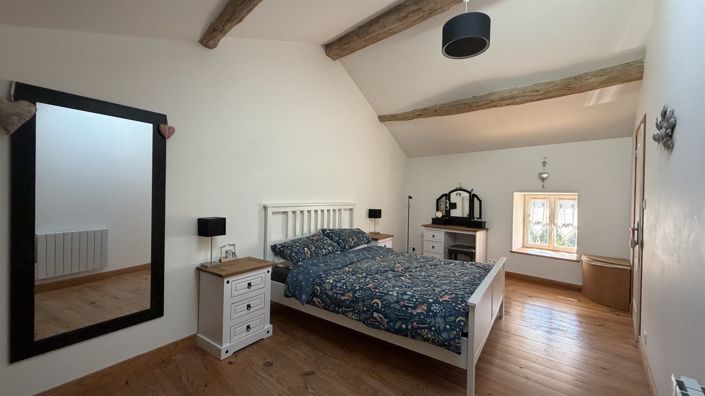 Image No.8-3 Bed House for sale