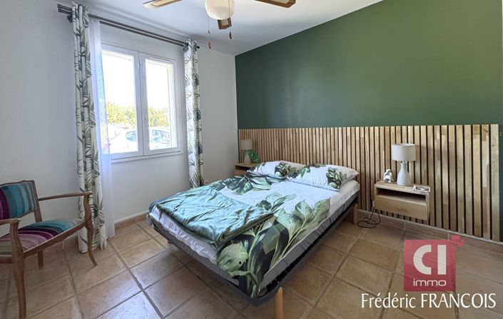 Image No.9-Propriété de 3 chambres à vendre à Garéoult