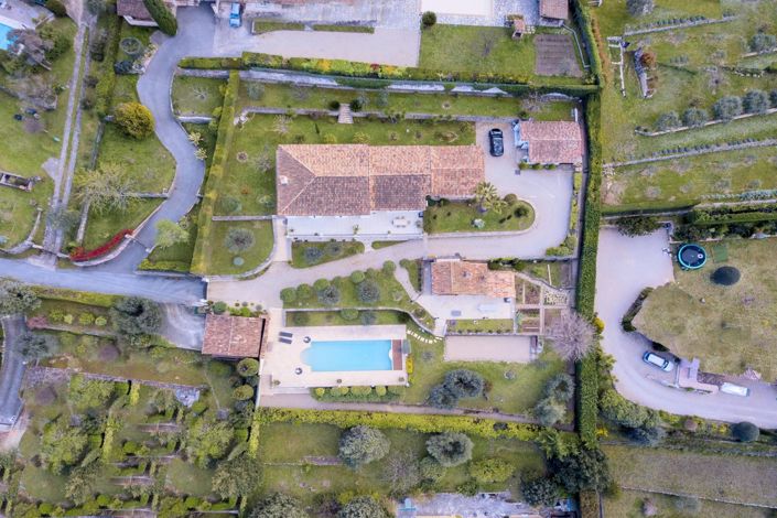 Image No.3-5 Bed House for sale