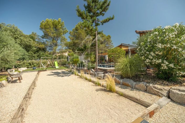 Image No.6-3 Bed House for sale