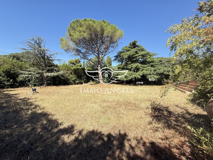 Image No.10-5 Bed House for sale