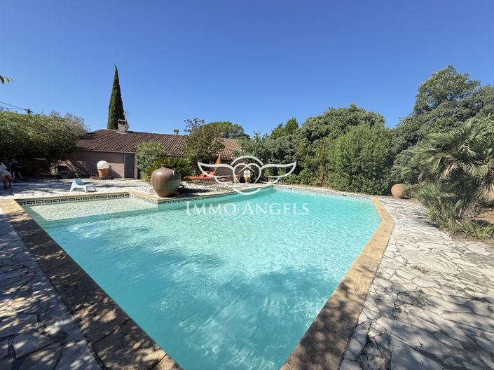 Image No.9-5 Bed House for sale