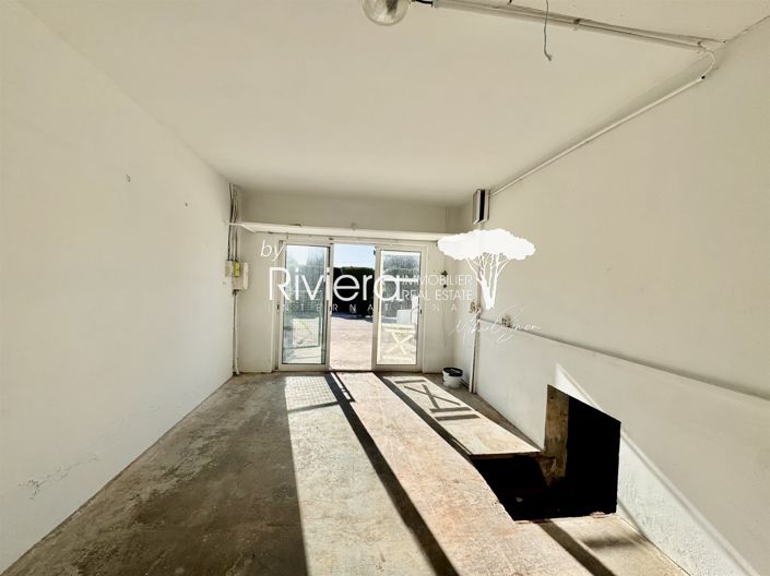 Image No.12-5 Bed House for sale
