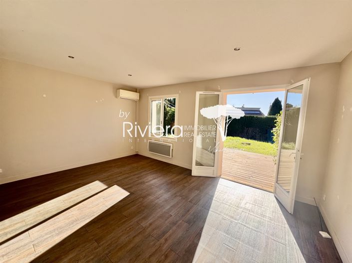 Image No.13-5 Bed House for sale