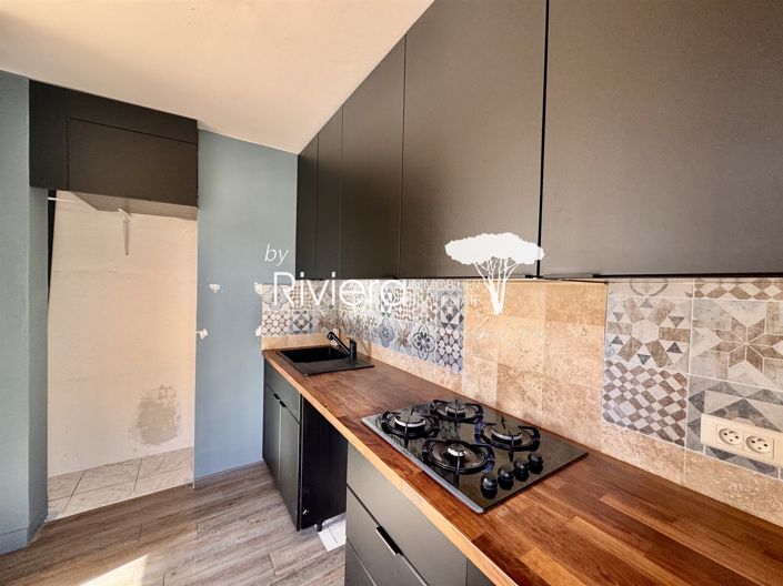 Image No.16-5 Bed House for sale