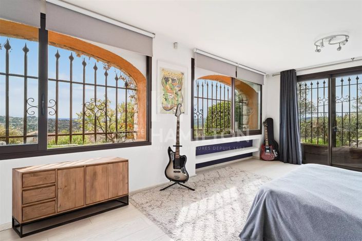 Image No.13-5 Bed House for sale