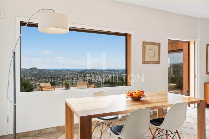 Image No.7-5 Bed House for sale